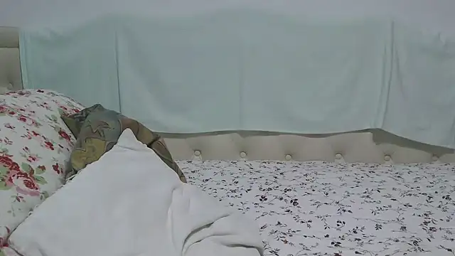 Snapshot of stevenpit chatting on 02/07/25, 11:24 stevenpit online show from 02/07/25, 11:24