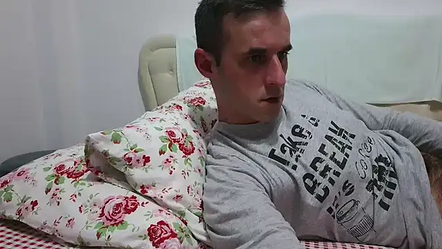 Snapshot of stevenpit chatting on 02/14/25, 07:33 stevenpit online show from 02/14/25, 07:33