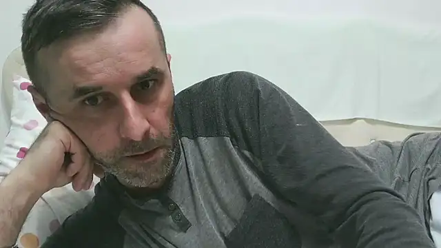 Snapshot of stevenpit chatting on 03/06/25, 05:24 stevenpit online show from 03/06/25, 05:24