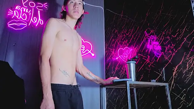 Snapshot of kevinbigcokc18 chatting on 11/23/25, 09:09 kevinbigcokc18 online show from 11/23/25, 09:09