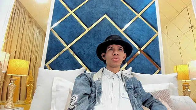 Snapshot of TomyMosterCock chatting on 04/06/26, 11:38 TomyMosterCock online show from 04/06/26, 11:38