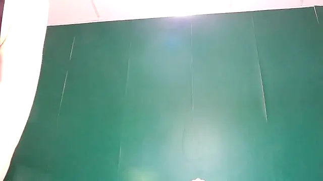 ArielBurn online show from 06/17/26, 10:21