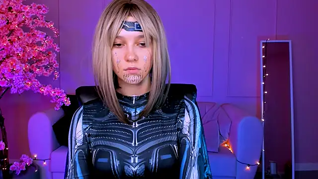 LolaLemona online show from 12/15/24, 01:32