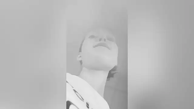 LolaLemona online show from 09/15/25, 12:27