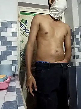 Snapshot of hotvarunrita chatting on 11/14/25, 01:54 hotvarunrita online show from 11/14/25, 01:54