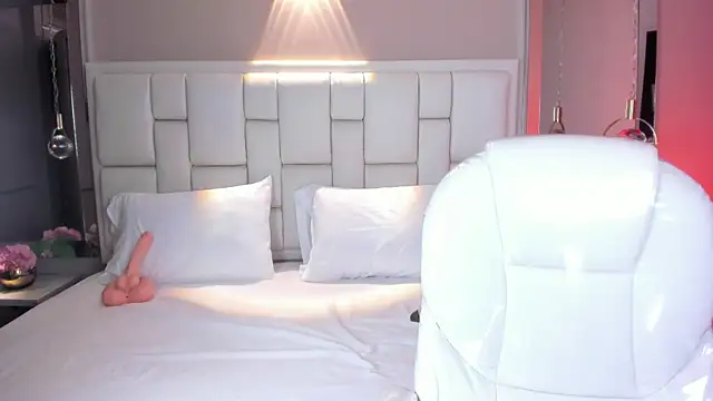 Snapshot of JessyEvans chatting on 12/18/25, 07:31 JessyEvans online show from 12/18/25, 07:31