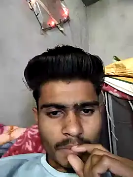 Snapshot of Yasha_14C_Creator chatting on 01/01/25, 08:35 Yasha 14C Creator online show from 01/01/25, 08:35