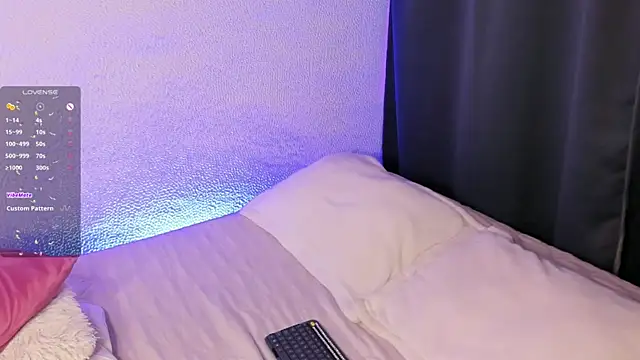 Snapshot of callme__val chatting on 02/23/25, 02:29 callme val online show from 02/23/25, 02:29