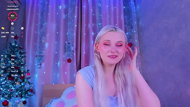 Snapshot of SweeteRose_Royce chatting on 01/17/25, 05:51 SweeteRose Royce online show from 01/17/25, 05:51