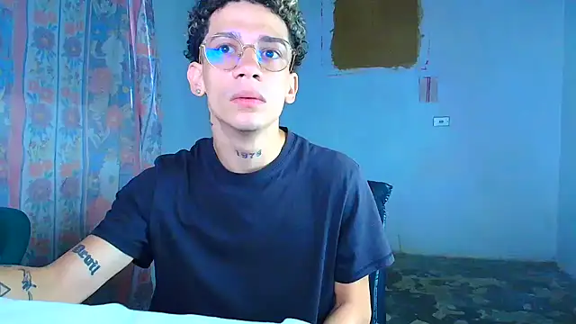 Snapshot of mateodeamjo chatting on 02/03/26, 01:16 mateodeamjo online show from 02/03/26, 01:16