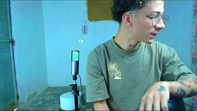 Snapshot of mateodeamjo chatting on 02/07/26, 01:48 mateodeamjo online show from 02/07/26, 01:48