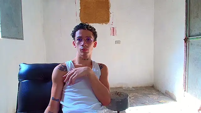 Snapshot of mateodeamjo chatting on 02/22/26, 08:18 mateodeamjo online show from 02/22/26, 08:18