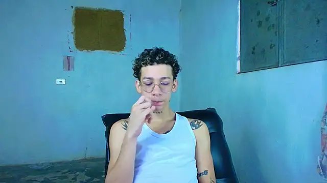 Snapshot of mateodeamjo chatting on 02/28/26, 10:22 mateodeamjo online show from 02/28/26, 10:22