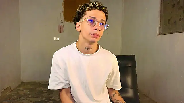 Snapshot of mateodeamjo chatting on 03/03/26, 12:06 mateodeamjo online show from 03/03/26, 12:06