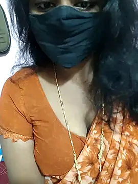 Snapshot of louise92 chatting on 02/20/25, 06:39 louise92 online show from 02/20/25, 06:39