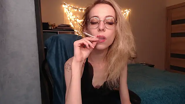 amber quell here online show from 01/17/25, 02:07