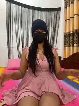 Snapshot of Angel_Zaara chatting on 12/18/24, 05:21 Angel Zaara online show from 12/18/24, 05:21