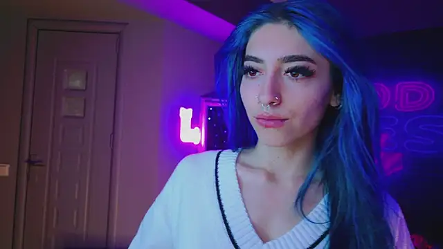 AriaVoss online show from 12/19/24, 08:44