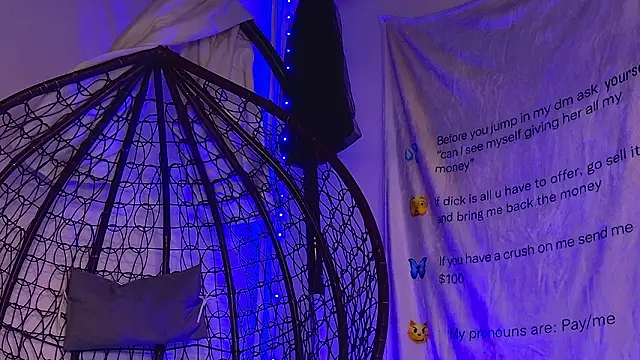 AriaVoss online show from 03/25/26, 09:43