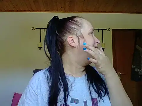  squirty cum lady  online show from 09/14/25, 08:13