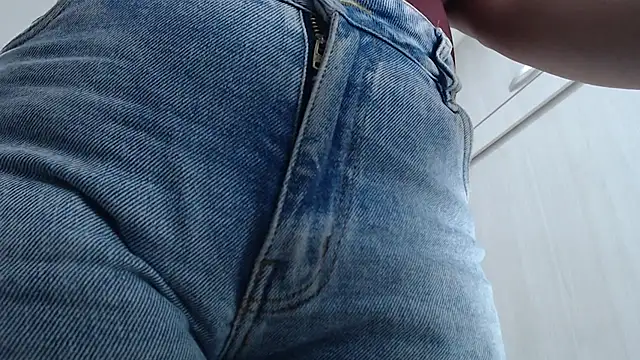 Amelia Debora Antonella online show from 11/14/25, 02:27