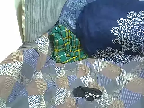 Snapshot of skinnysexynaughty chatting on 02/23/26, 11:46 skinnysexynaughty online show from 02/23/26, 11:46