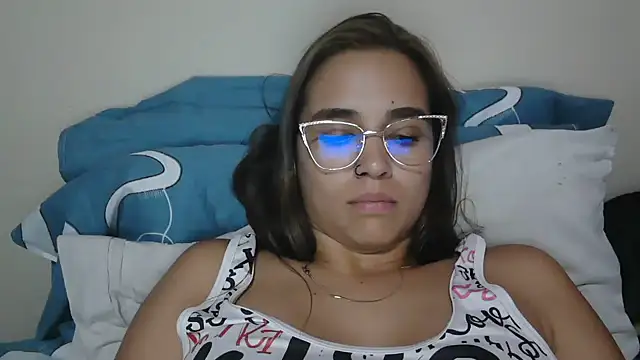 trianabell online show from 06/22/26, 03:25