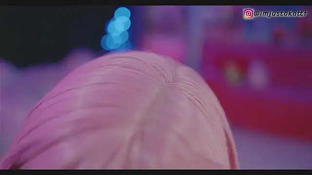 Snapshot of sensualkattt chatting on 12/19/25, 12:06 sensualkattt online show from 12/19/25, 12:06