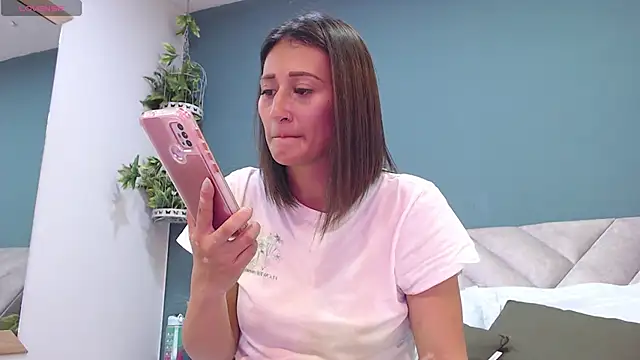 SharisWillian online show from 02/13/25, 03:18