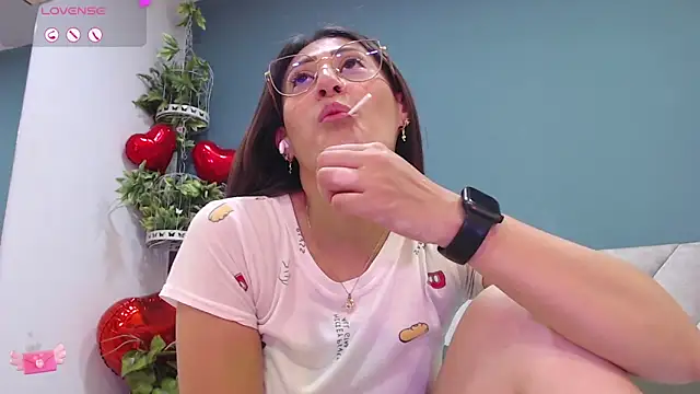 SharisWillian online show from 03/11/25, 07:15