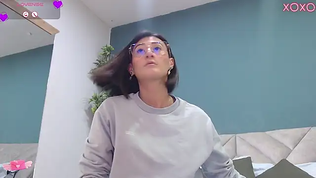 SharisWillian online show from 09/23/25, 03:53