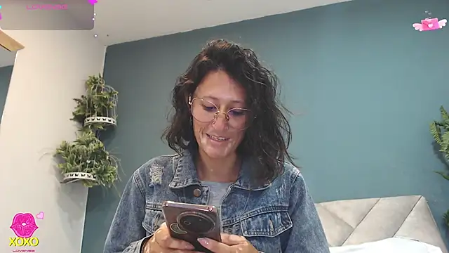 SharisWillian online show from 05/04/26, 03:57
