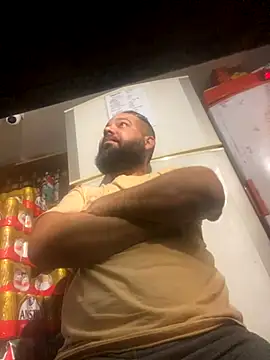 Snapshot of baruel-10 chatting on 10/28/25, 09:06 baruel-10 online show from 10/28/25, 09:06