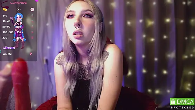 JustMeowGirl online show from 12/02/24, 08:30