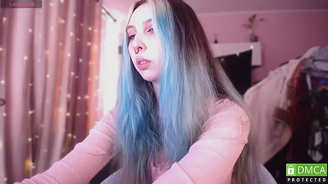 JustMeowGirl online show from 03/18/26, 06:05