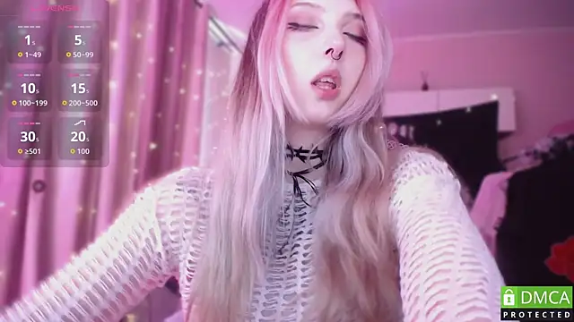 Snapshot of JustMeowGirl chatting on 06/07/26, 05:44 JustMeowGirl online show from 06/07/26, 05:44