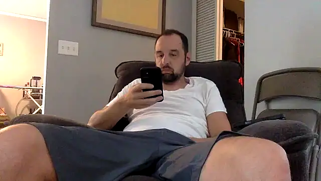 Snapshot of Kink_Master_Daddy chatting on 07/22/26, 12:13 Kink Master Daddy online show from 07/22/26, 12:13