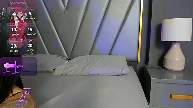 Foxy Assh  online show from 11/09/25, 05:28