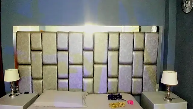 Foxy Assh  online show from 02/13/26, 05:14