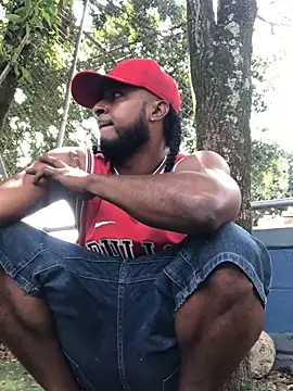 Snapshot of gavi_19cm chatting on 02/14/26, 05:32 gavi 19cm online show from 02/14/26, 05:32