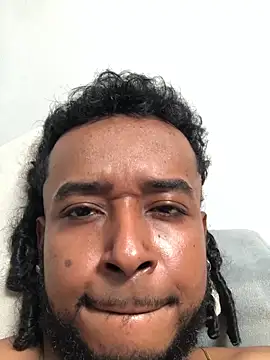 Snapshot of gavi_19cm chatting on 02/23/26, 05:43 gavi 19cm online show from 02/23/26, 05:43