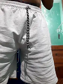 mallugadi89 online show from 04/29/26, 06:25