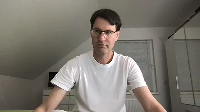 zxzx cam1 online show from 03/11/25, 04:07