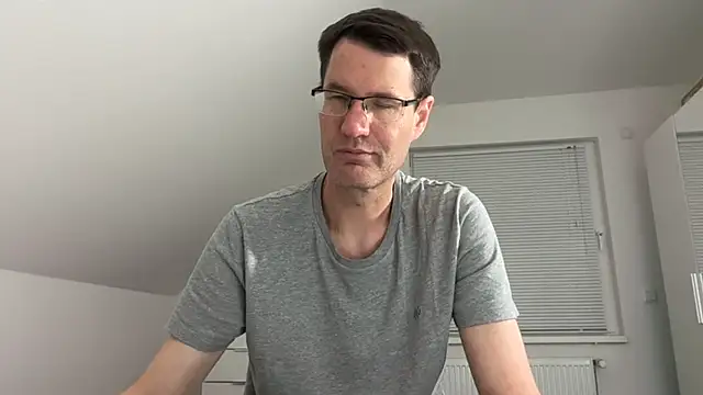 zxzx cam1 online show from 06/15/26, 05:26
