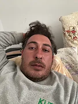 Snapshot of sikergecer3435 chatting on 02/27/26, 01:44 sikergecer3435 online show from 02/27/26, 01:44