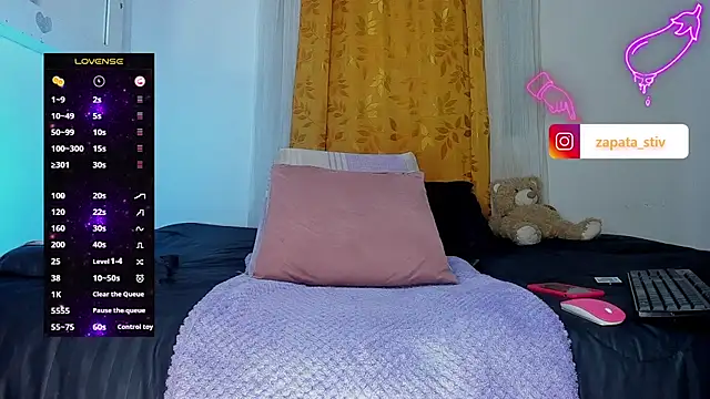 estiben 05 online show from 11/13/25, 03:55