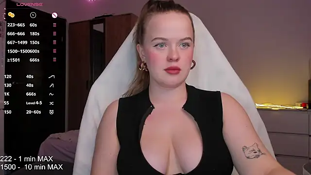 Snapshot of HANNA_MONTANAS chatting on 10/17/25, 07:05 HANNA MONTANAS online show from 10/17/25, 07:05