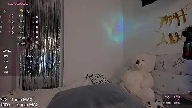 Snapshot of HANNA_MONTANAS chatting on 02/05/26, 07:40 HANNA MONTANAS online show from 02/05/26, 07:40