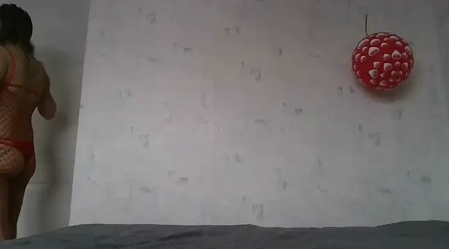 Snapshot of AngelinaLove28 chatting on 02/06/25, 07:56 AngelinaLove28 online show from 02/06/25, 07:56