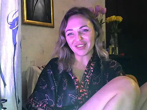 Snapshot of AngelinaLove28 chatting on 02/16/25, 04:21 AngelinaLove28 online show from 02/16/25, 04:21